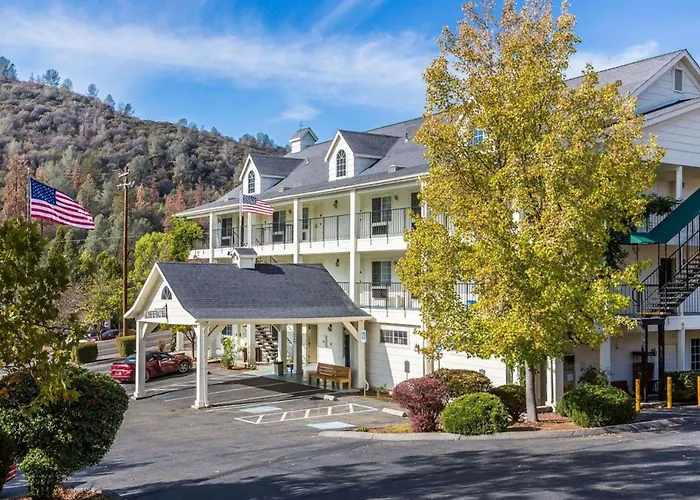 Resort: Quality Inn Yosemite Valley Gateway